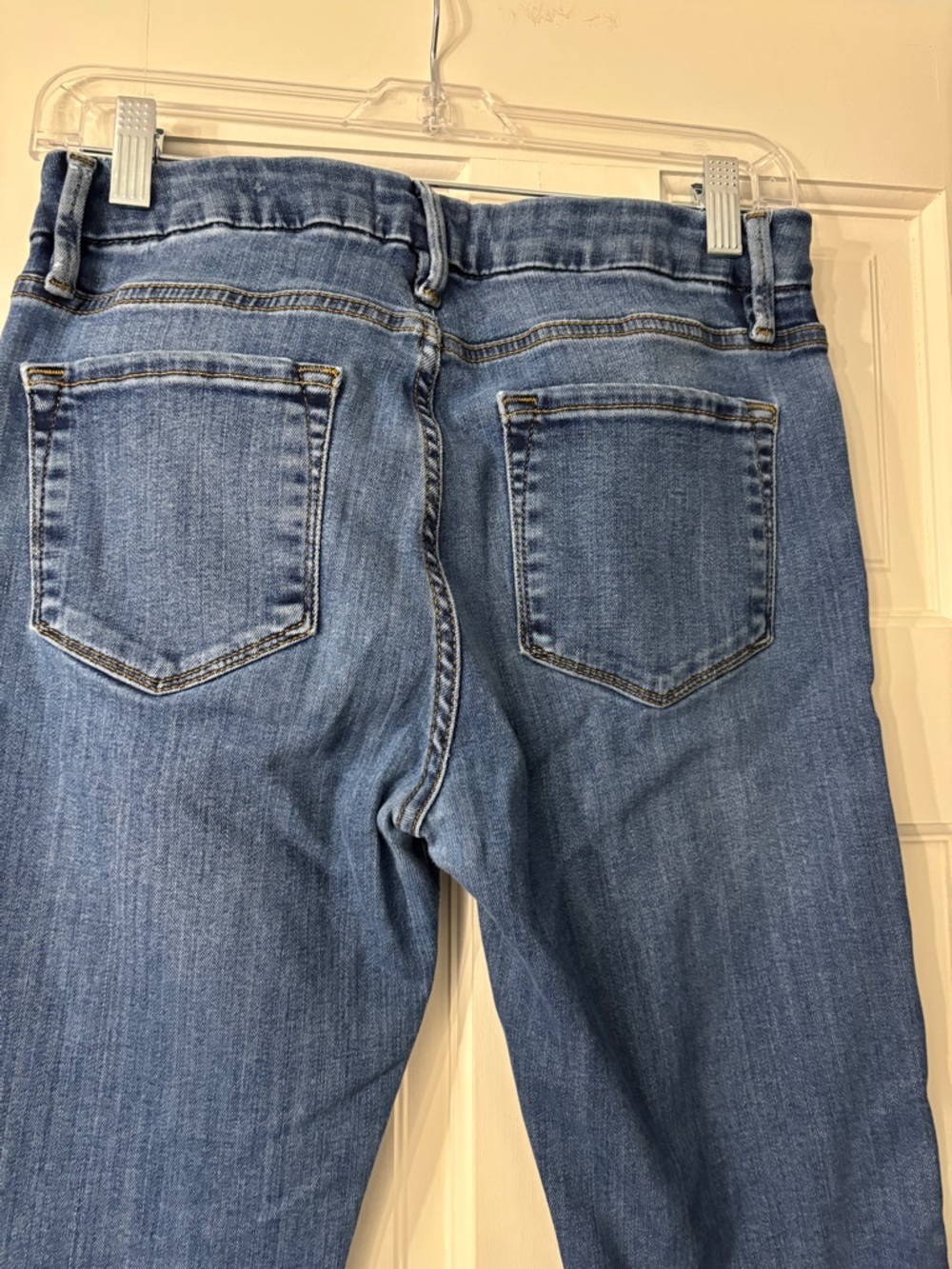 FRAME "Le Crop Mini Boot" Jeans - Size 28 (6) - Picture 3 of 8